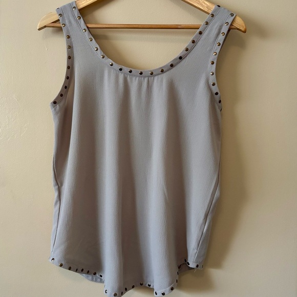 Dynamite| Stylish Taupe-Grey Embellished Light Sleeveless Tank Top Blouse Sz M - Picture 3 of 5